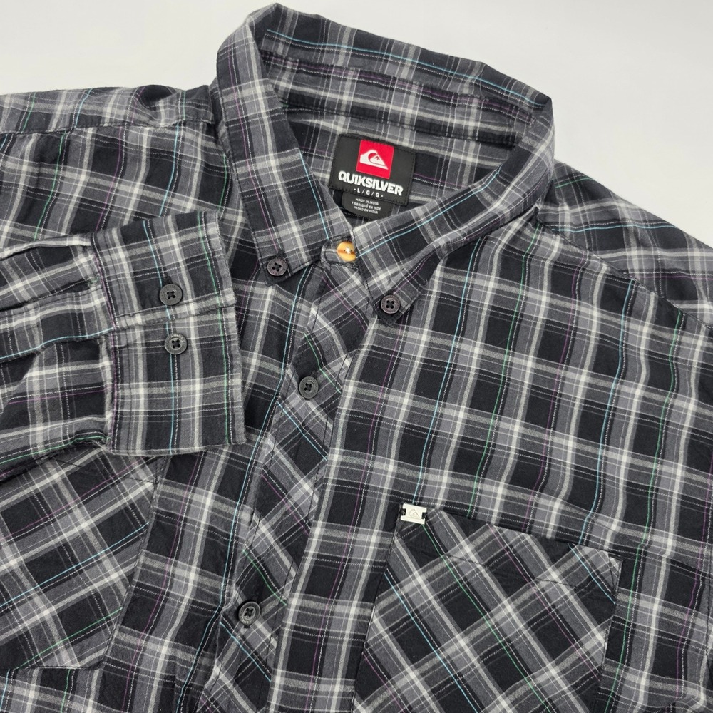 Quiksilver Black Plaid Shirt Mens Large‎ Button Down Long Sleeve Casual